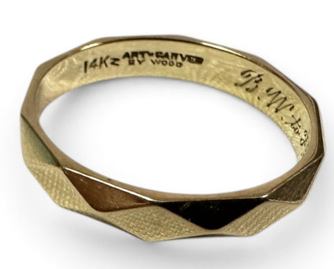 Vintage 14k Ring ART-CARVED by JR Wood 1943 Yellow Gold Faceted Band Size 10